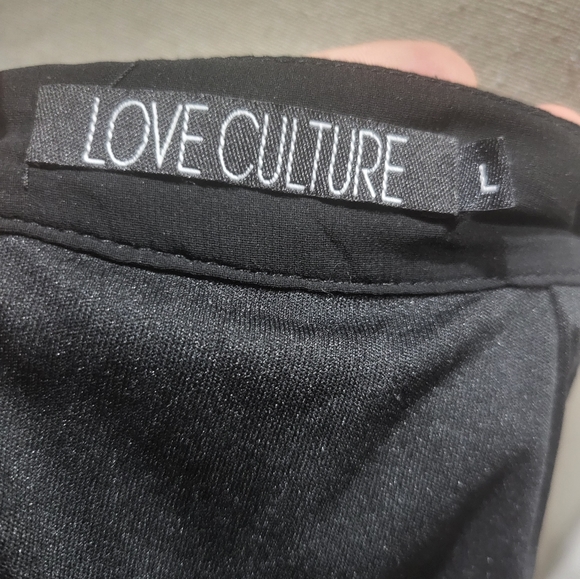 Black mini skirt with long sheer overlay - Picture 5 of 5